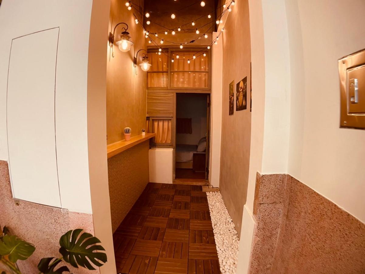 Green Only Homestay Tainan Exterior foto