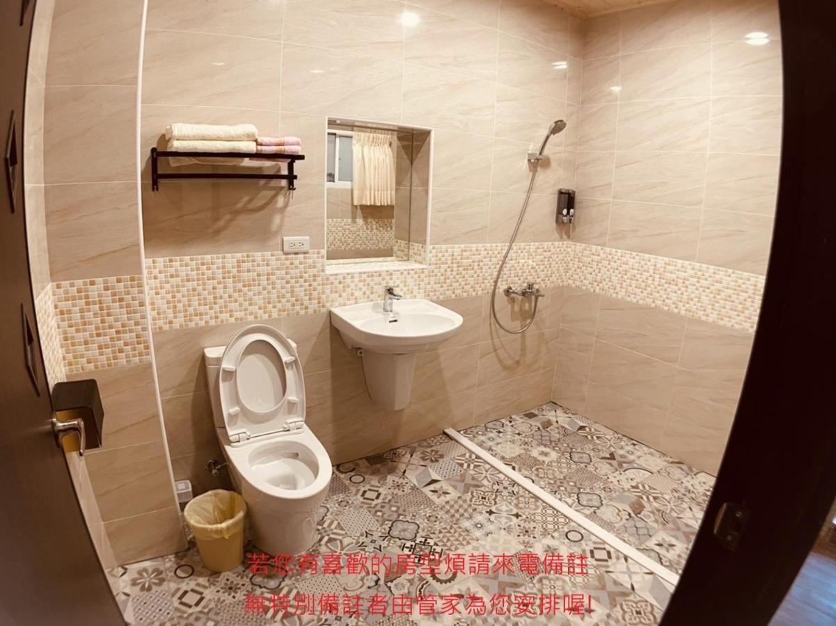Green Only Homestay Tainan Exterior foto
